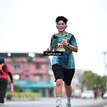 Runner Photo 8912163