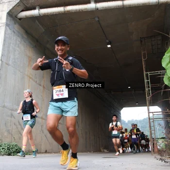 Runner Photo 8912164