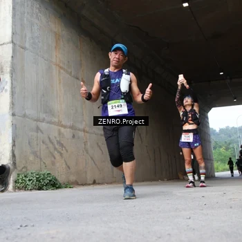 Runner Photo 8912169