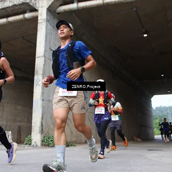 Runner Photo 8912212