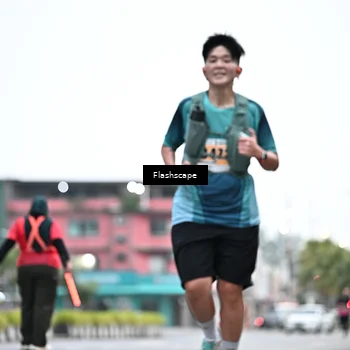 Runner Photo 8912214
