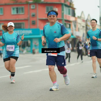 Runner Photo 8912217