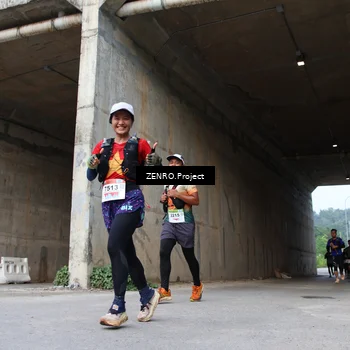Runner Photo 8912220