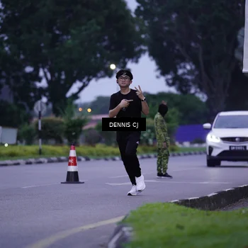 Runner Photo 8912231