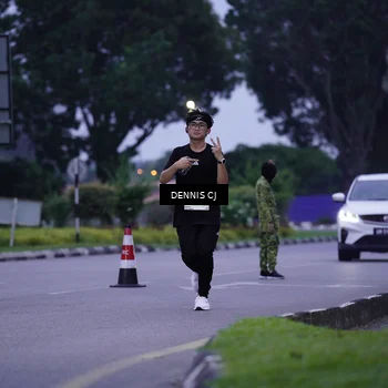 Runner Photo 8912233