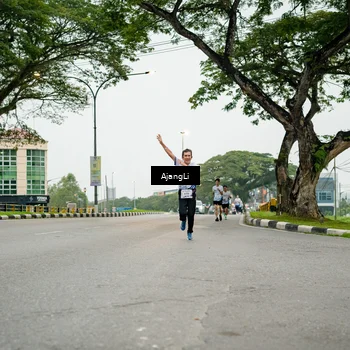 Runner Photo 8912255