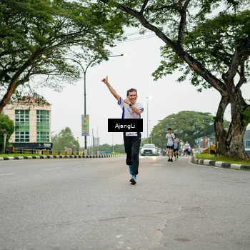 Runner Photo 8912265