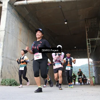 Runner Photo 8912271