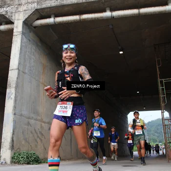 Runner Photo 8912272