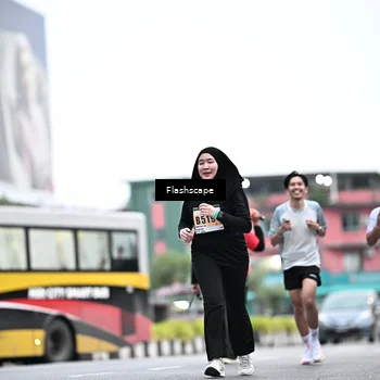Runner Photo 8912277