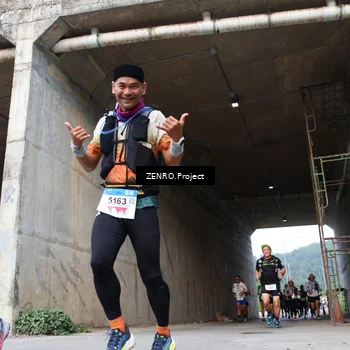 Runner Photo 8912286
