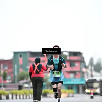Runner Photo 8912287
