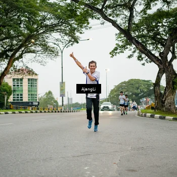 Runner Photo 8912290