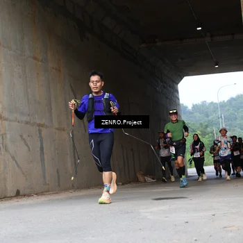 Runner Photo 8912336