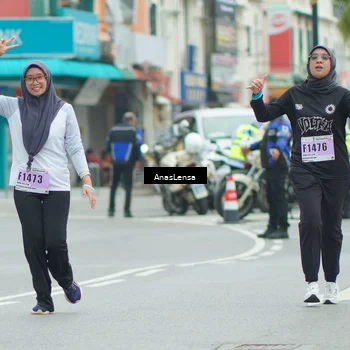 Runner Photo 8912337