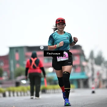 Runner Photo 8912340