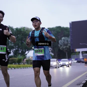 Runner Photo 8912342