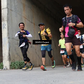 Runner Photo 8912362