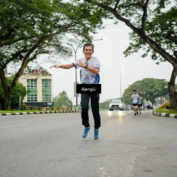 Runner Photo 8912363