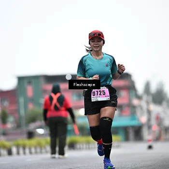 Runner Photo 8912364