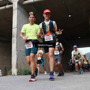 Runner Photo 8912372