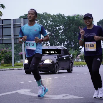 Runner Photo 8912396