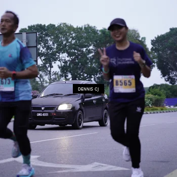 Runner Photo 8912404