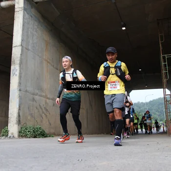 Runner Photo 8912417