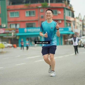 Runner Photo 8912439