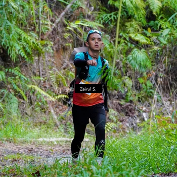 Runner Photo 8912453