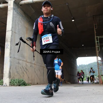 Runner Photo 8912464
