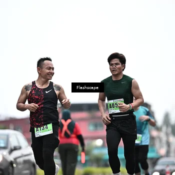 Runner Photo 8912474