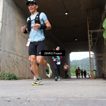 Runner Photo 8912483