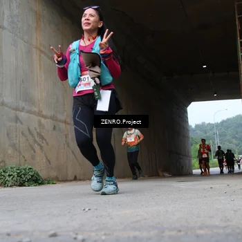Runner Photo 8912493