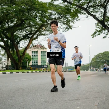 Runner Photo 8912504
