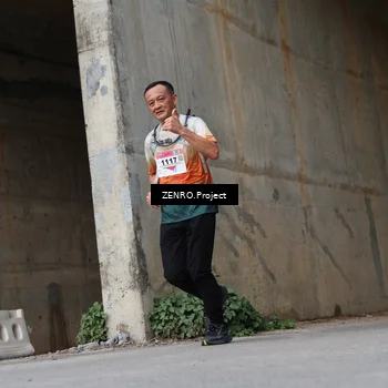 Runner Photo 8912510