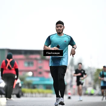Runner Photo 8912517