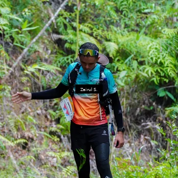 Runner Photo 8912526
