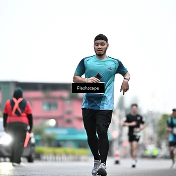 Runner Photo 8912540