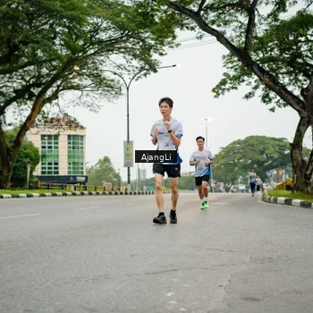 Runner Photo 8912555