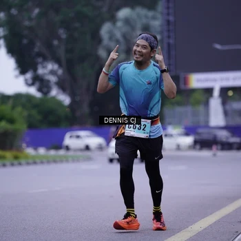 Runner Photo 8912575