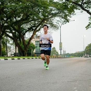 Runner Photo 8912582