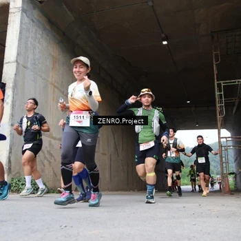 Runner Photo 8912583