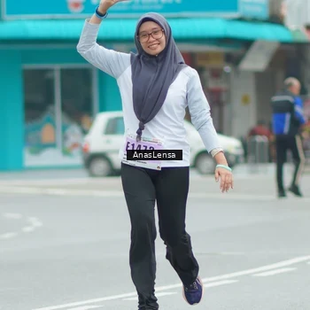 Runner Photo 8912591