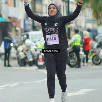 Runner Photo 8912601