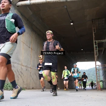 Runner Photo 8912614
