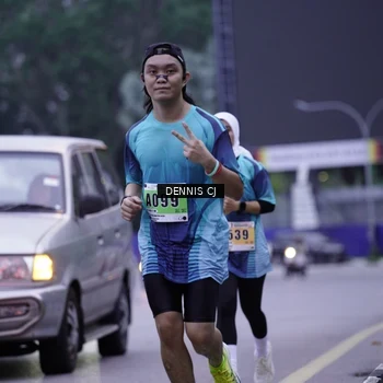 Runner Photo 8912621