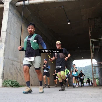 Runner Photo 8912623