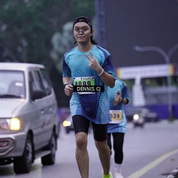 Runner Photo 8912627