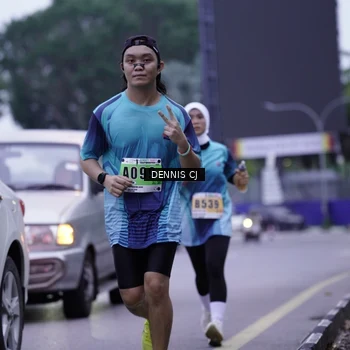 Runner Photo 8912632